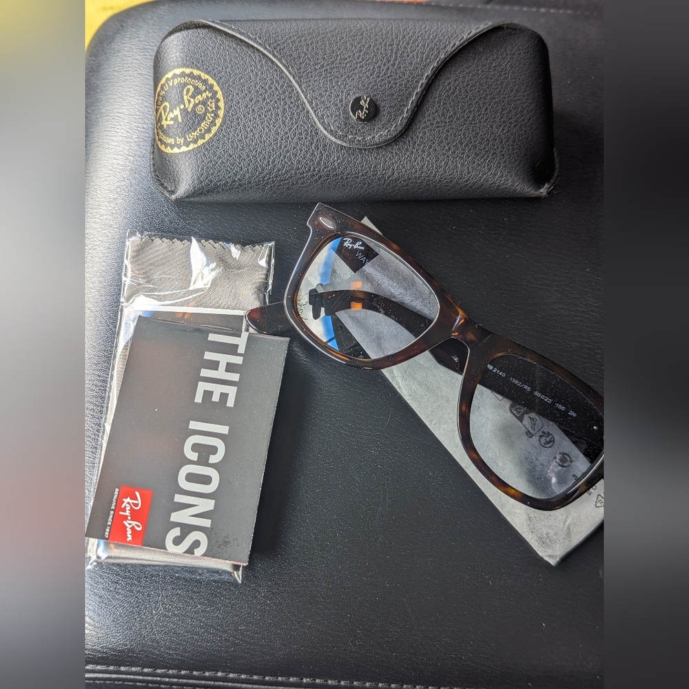 Ray-Ban Sunglasses